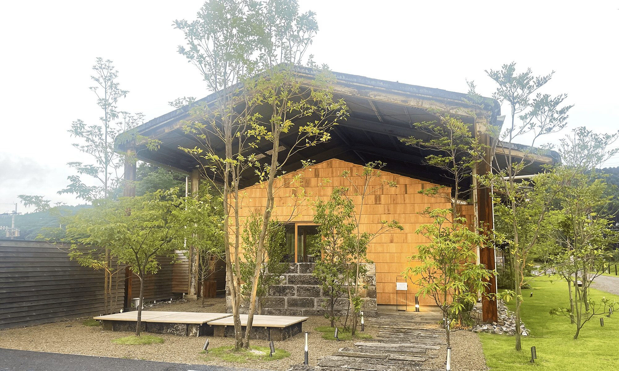 霧島神宮駅近くのレストラン「restaurant megui」